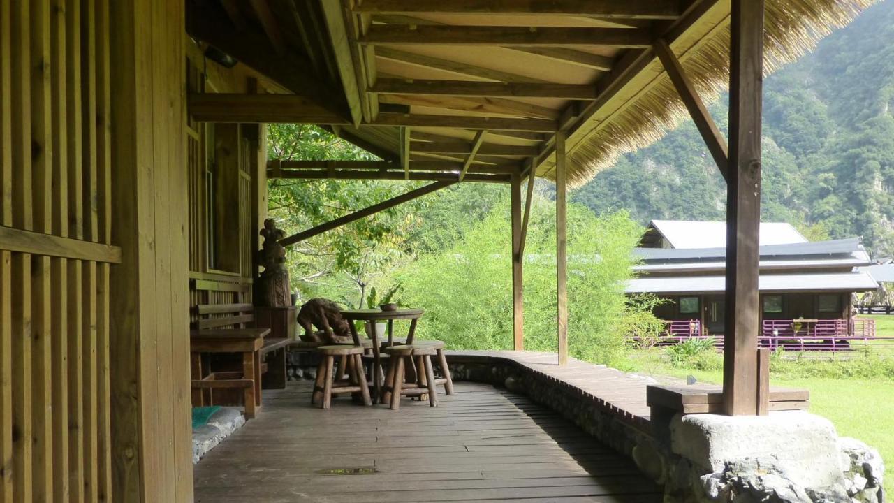Taroko Village Hotel Fushi Exterior photo
