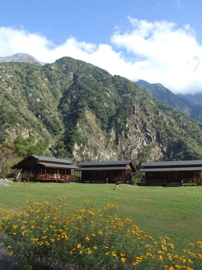 Taroko Village Hotel Fushi Exterior photo