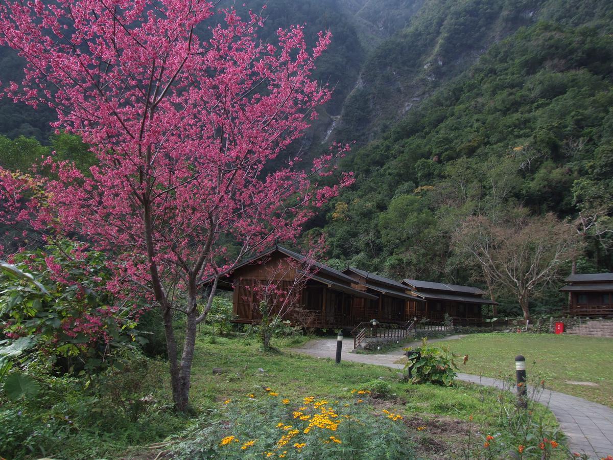 Taroko Village Hotel Fushi Exterior photo