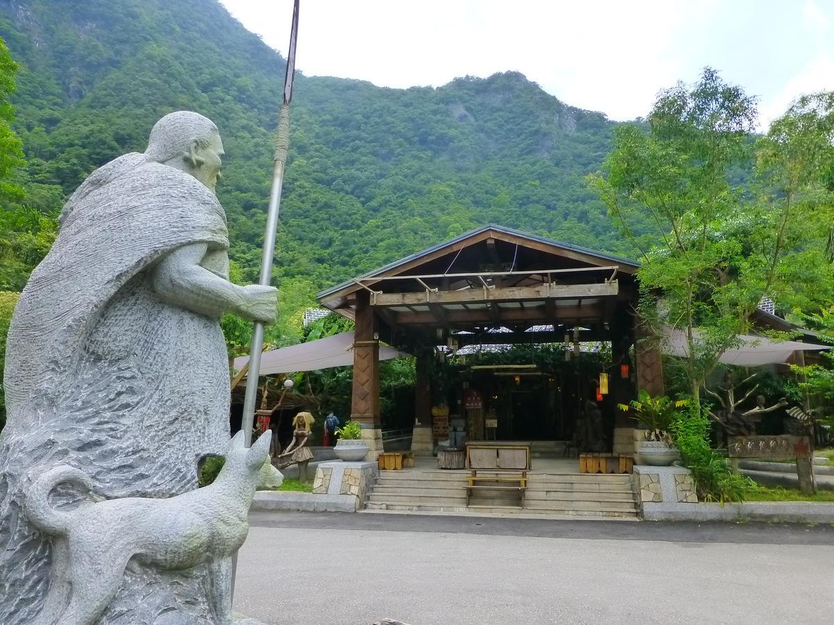 Taroko Village Hotel Fushi Exterior photo
